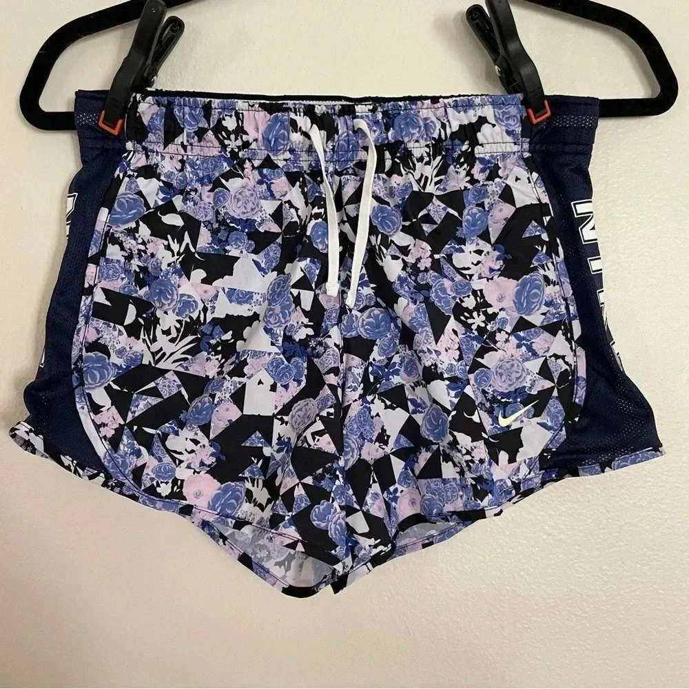 Nike DriFit Girl Athletic Shorts Built In Briefs Hidden Pocket Blue Floral Large